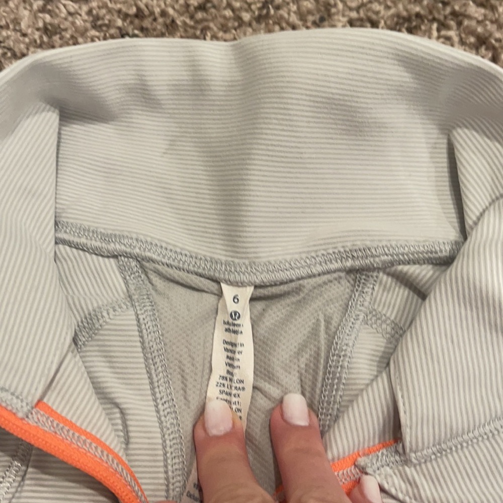 lululemon athletica Light Gray Half‑Zip Pullover with Coral Trim - Picture 4 of 7